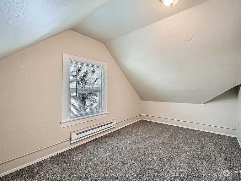 6838 S Park Ave — Photo 3