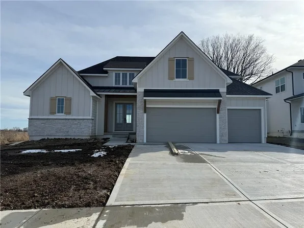 3709 W 187th St, Overland Park, KS 66085