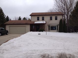8 James Cir SE, East Grand Forks, MN 56721