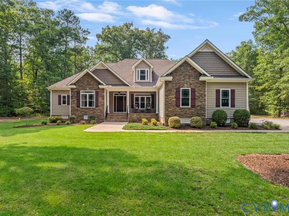 6009 Swans Ln, Mechanicsville, VA 23111