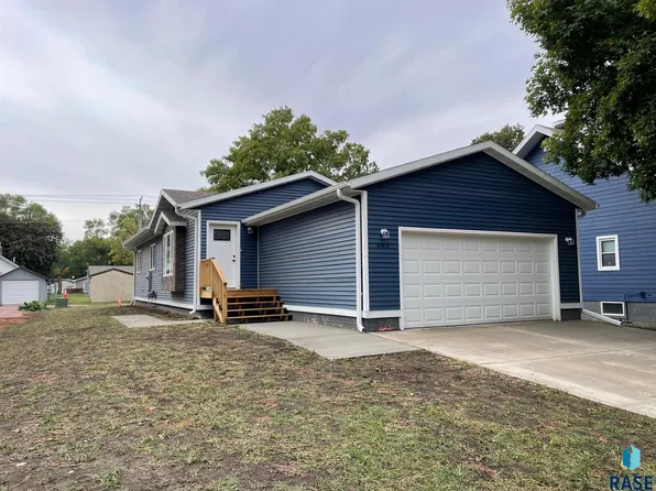 (undisclosed Address), Beresford, SD 57004