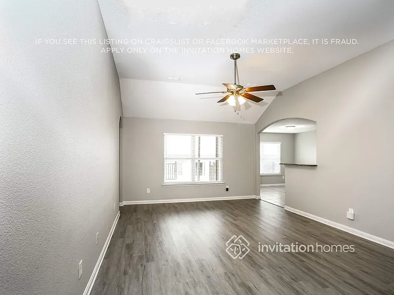 2114 Bluebell — Photo 7