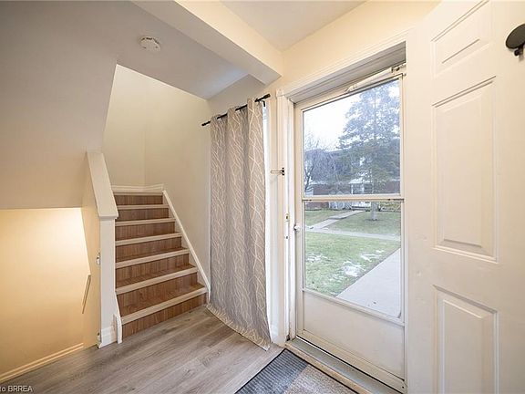 3rd image of 273 Elgin St #41