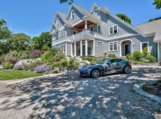 106 Galloupes Point Rd, Swampscott, MA 01907