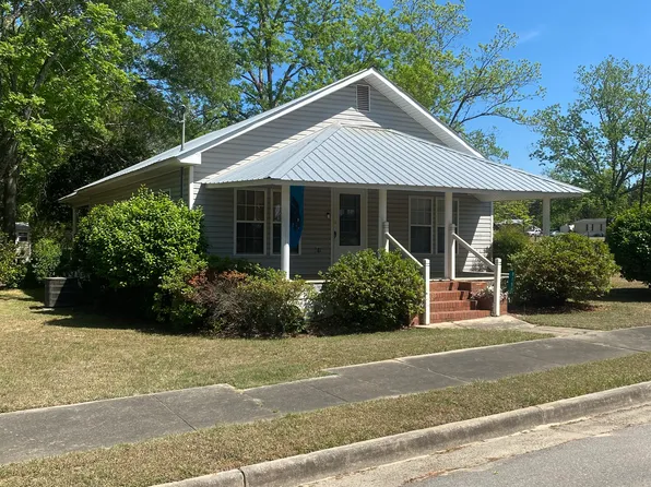 8152 Nevils Groveland Rd, Pembroke, GA 31321