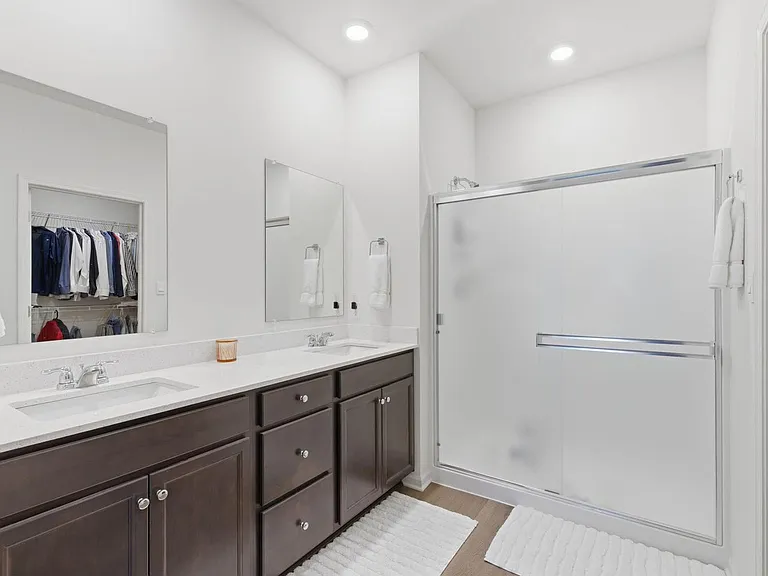 10617 Whitney Pl — Photo 2