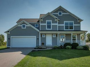 5026 Clear Ridge Dr SE, Ada, MI 49301