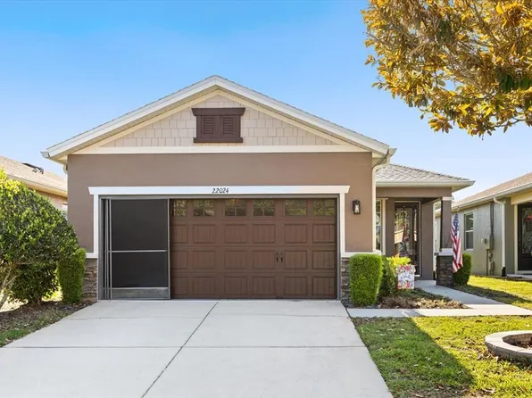 22024 Belgian Ct, Mount Dora, FL 32757