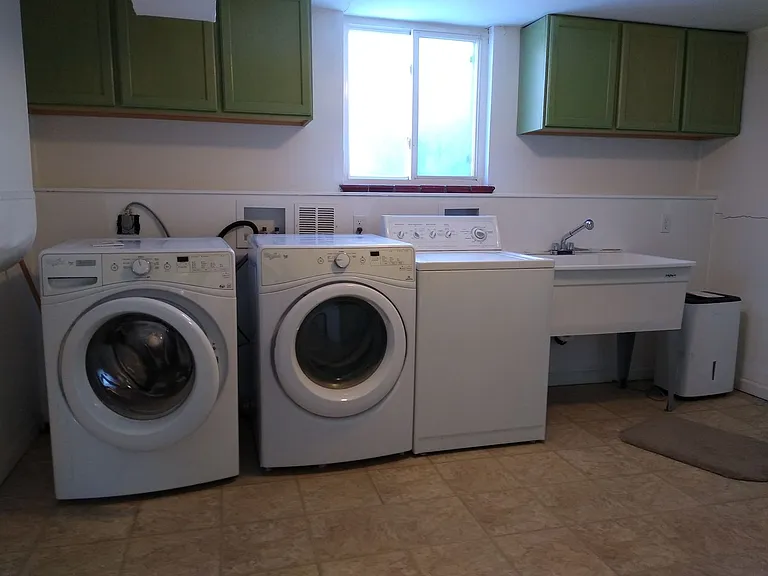 2128 Hooker St — Photo 23