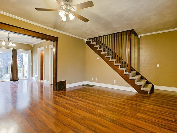4th image of 2121 C St #2123