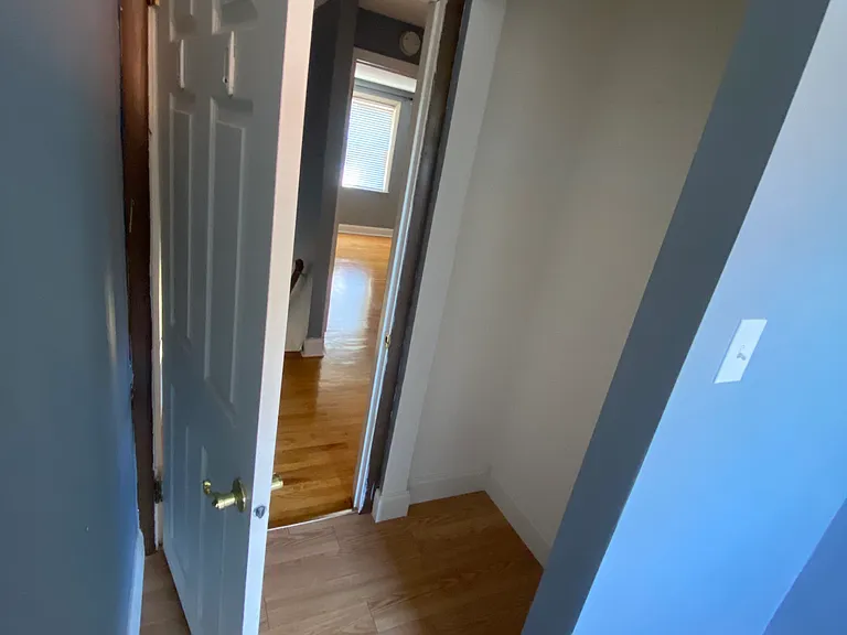 1155 Taylor Dr — Photo 29