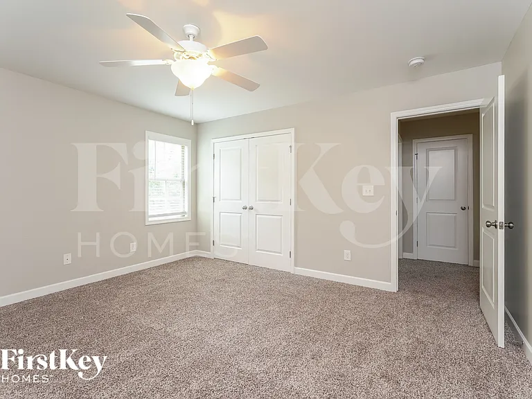 2992 Cameron Village Ct — Photo 12