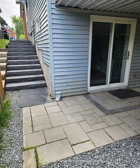 425 Cobblehill Dr #BASEMENT — Photo 6