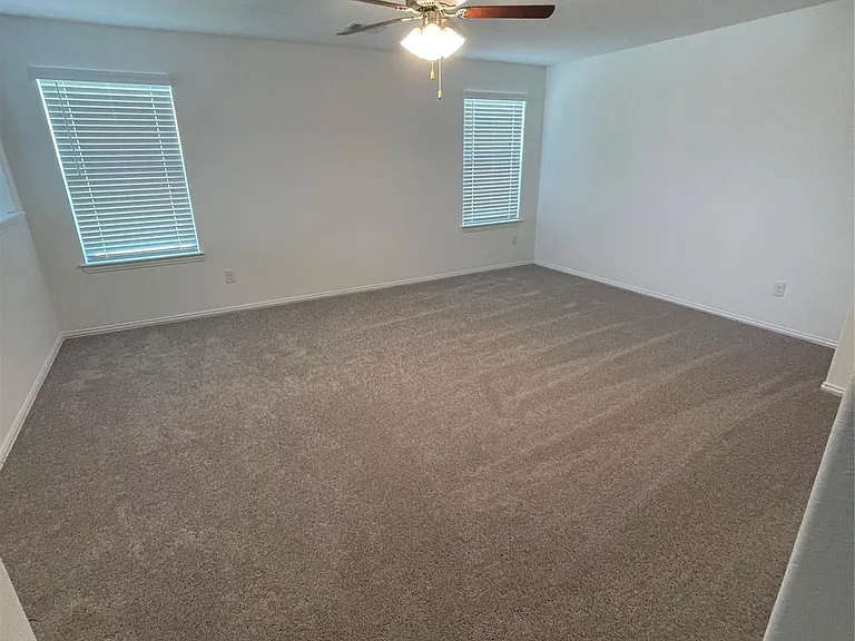 8111 Royal Palm Ct — Photo 39