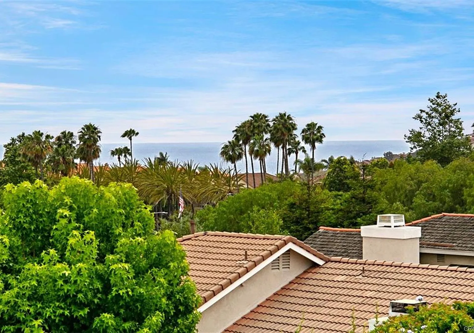 Newly Renovated and Furnished Ocean View Home! — Photo 4