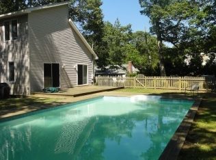 7 Poplar St, Sag Harbor, NY 11963