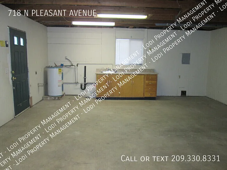 718 N Pleasant Ave — Photo 16