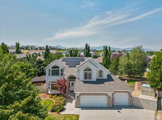 4264 W Spruce Leaf Cir, South Jordan, UT 84009