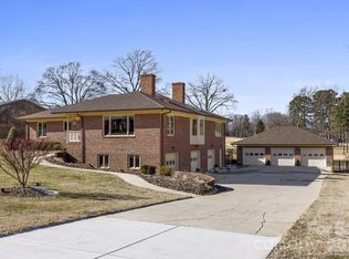 1419 Stoneyridge Dr, Charlotte, NC 28214