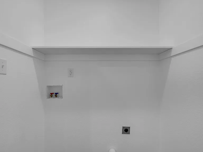 Unit Photo