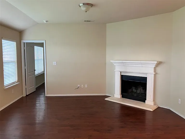 1445 Whitewater Dr — Photo 8