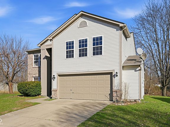 4th image of 4324 Blue Spruce Ct