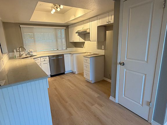 5th image of 456 Amalia Dr Unit B
