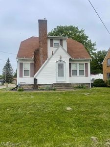 6 Bender St NE, Navarre, OH, 44662