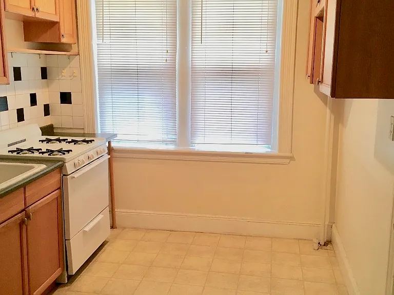 29 Mount Hood Rd #7 — Photo 10