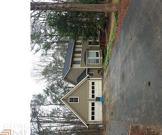 2nd image of 105 Camp Dr