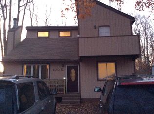2605 Foxledge Dr, Tobyhanna, PA