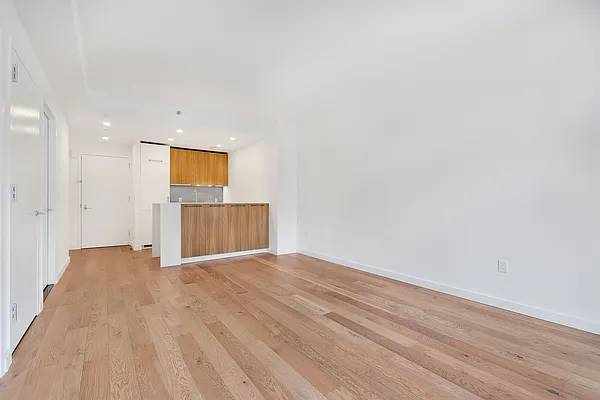Rented by Cooper & Cooper Real Estate | media 6