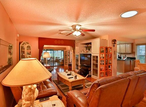4th image of 908 E Del Webb Blvd