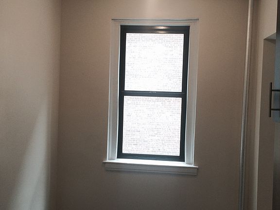 4th image of 416 E 17th St APT 2E