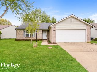 1462 Millridge Dr, Greenwood, IN