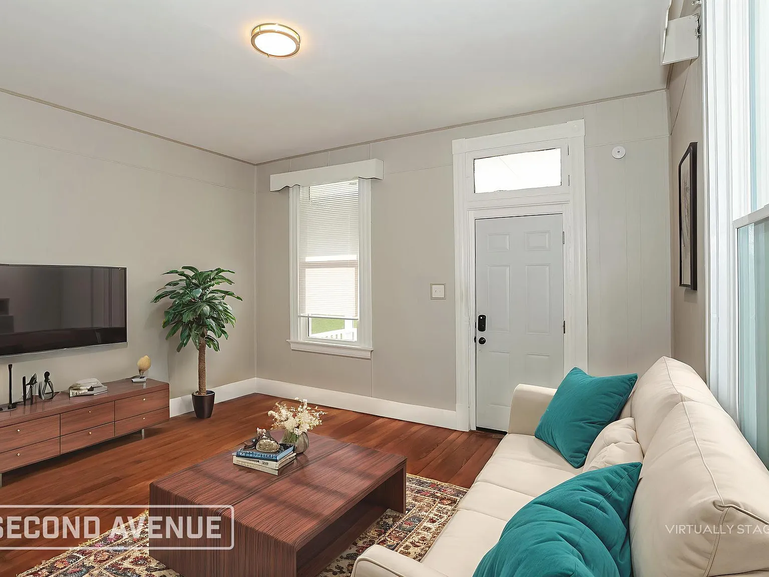 3 bed, 1.0 bath, 1411 sqft, $1,325 — Photo 2