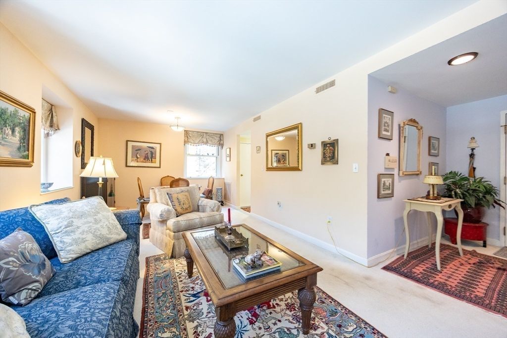 75 Glen Rd APT B-4, Brookline, MA - More