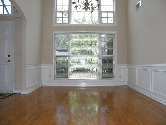 separate dining room