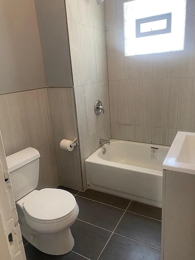 4 bed, $2,000 — Photo 4
