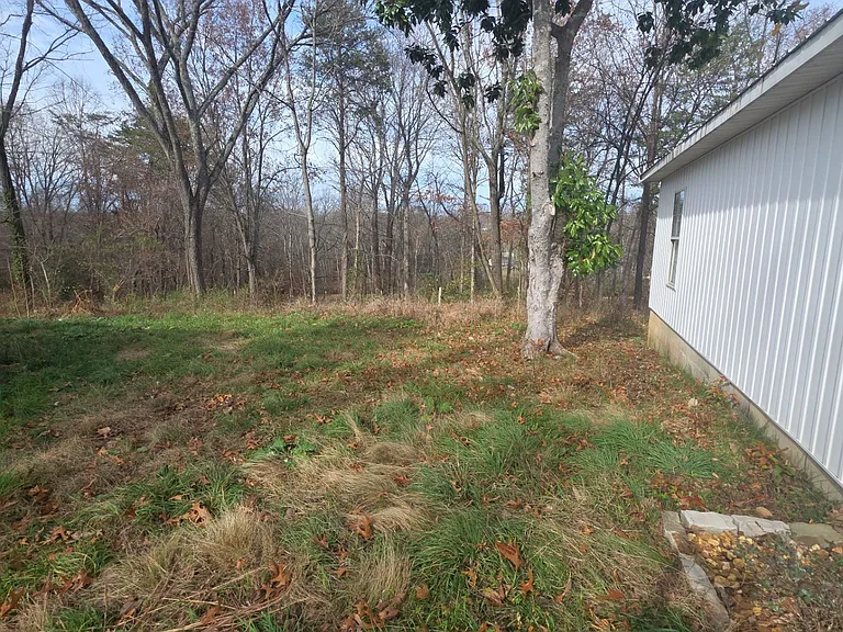 1301 Phillips Dr — Photo 9