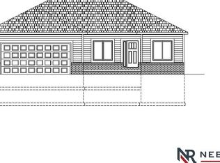 2749 NW Columbine Dr, Lincoln, NE 68524
