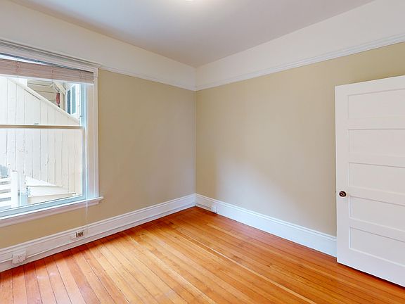 2nd image of 1110A Lake St