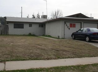 3129 W Richert Ave, Fresno, CA 93722