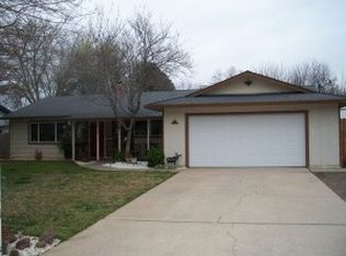 3810 Riverview Dr, Redding, CA 96001