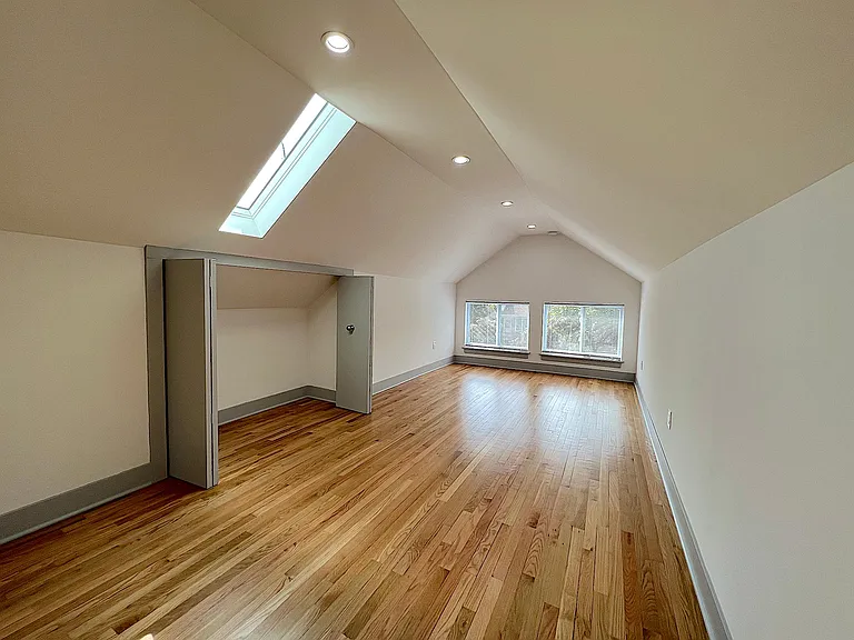 5000 Seminole St — Photo 4