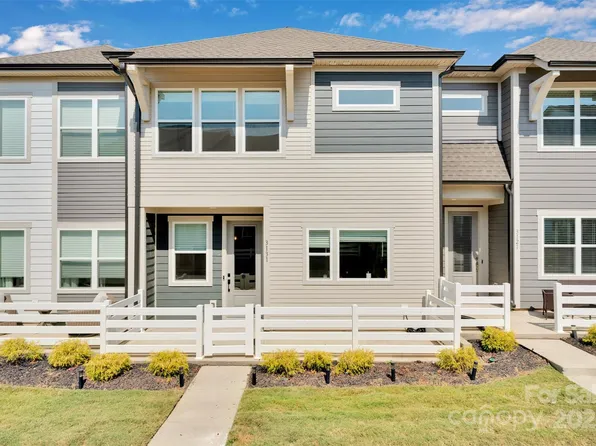 3131 Baines Ct, Kannapolis, NC 28081