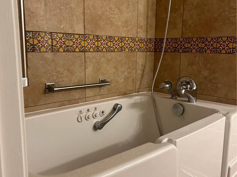 479 S Paseo Madera #C — Photo 5