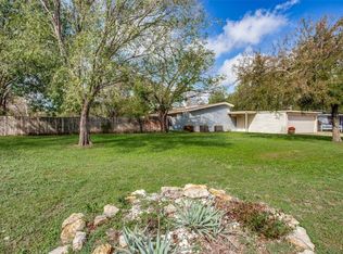 204 Lakeridge Rd, Lakeside, TX 76108