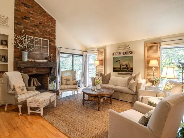 230 Halah Cir NE, Sandy Springs, GA 30328