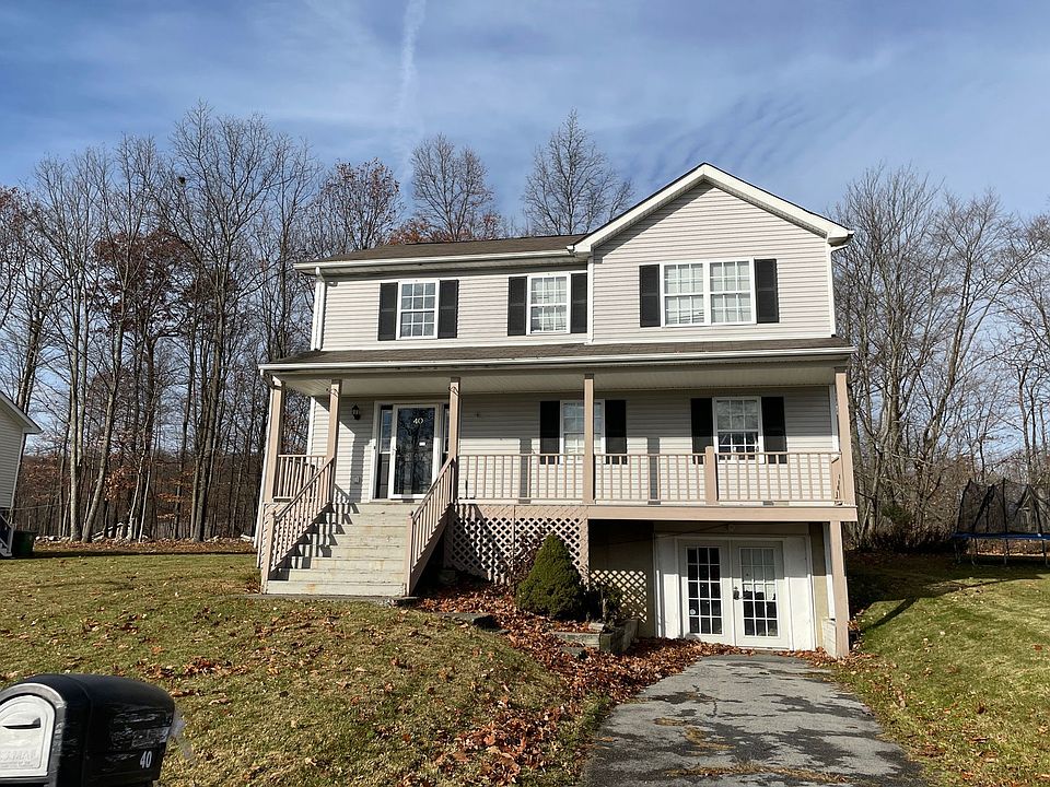 1st image of 40 Dogwood Dr